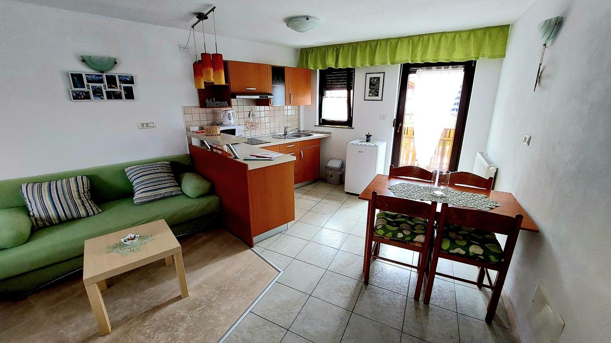 Apartments Krn Drezniske Ravne Ngoại thất bức ảnh