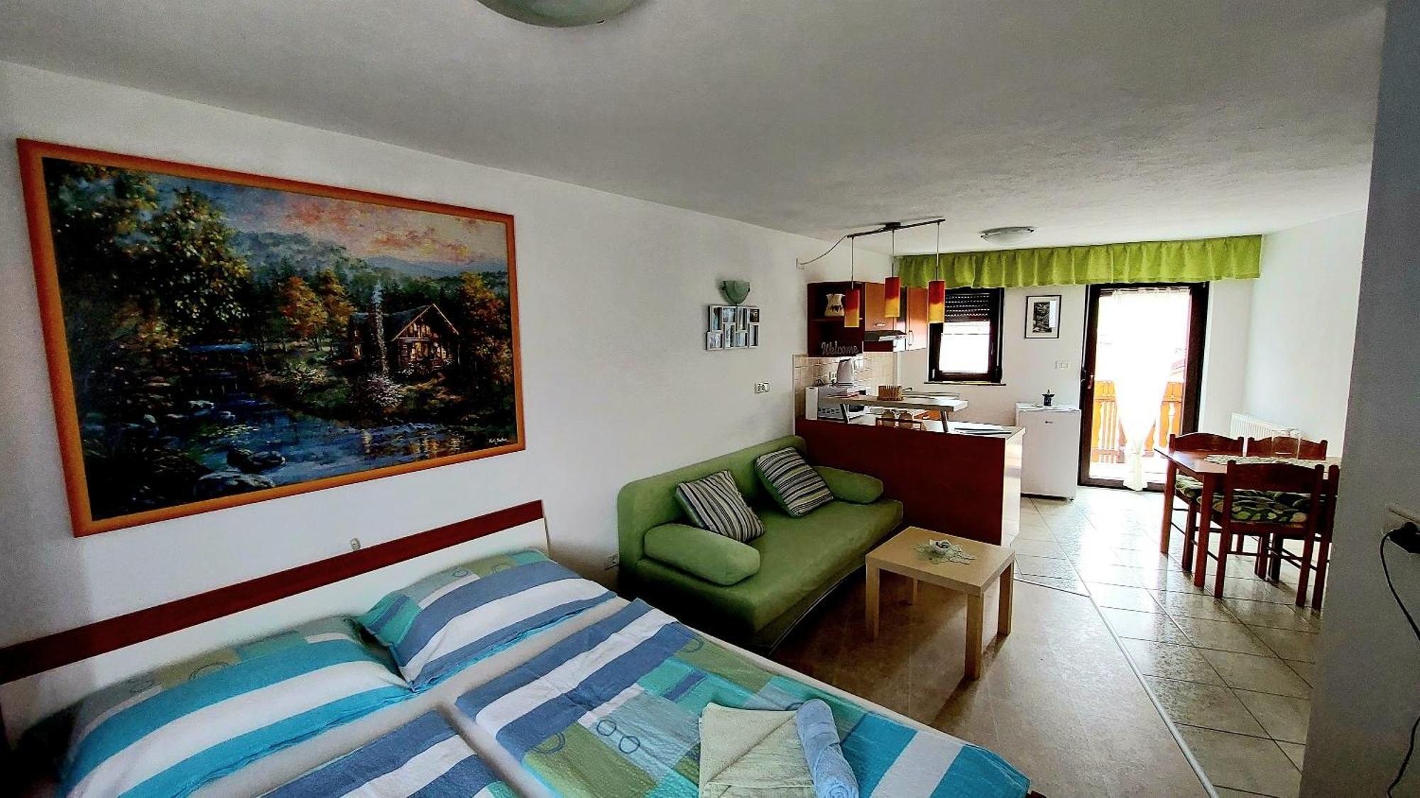 Apartments Krn Drezniske Ravne Ngoại thất bức ảnh